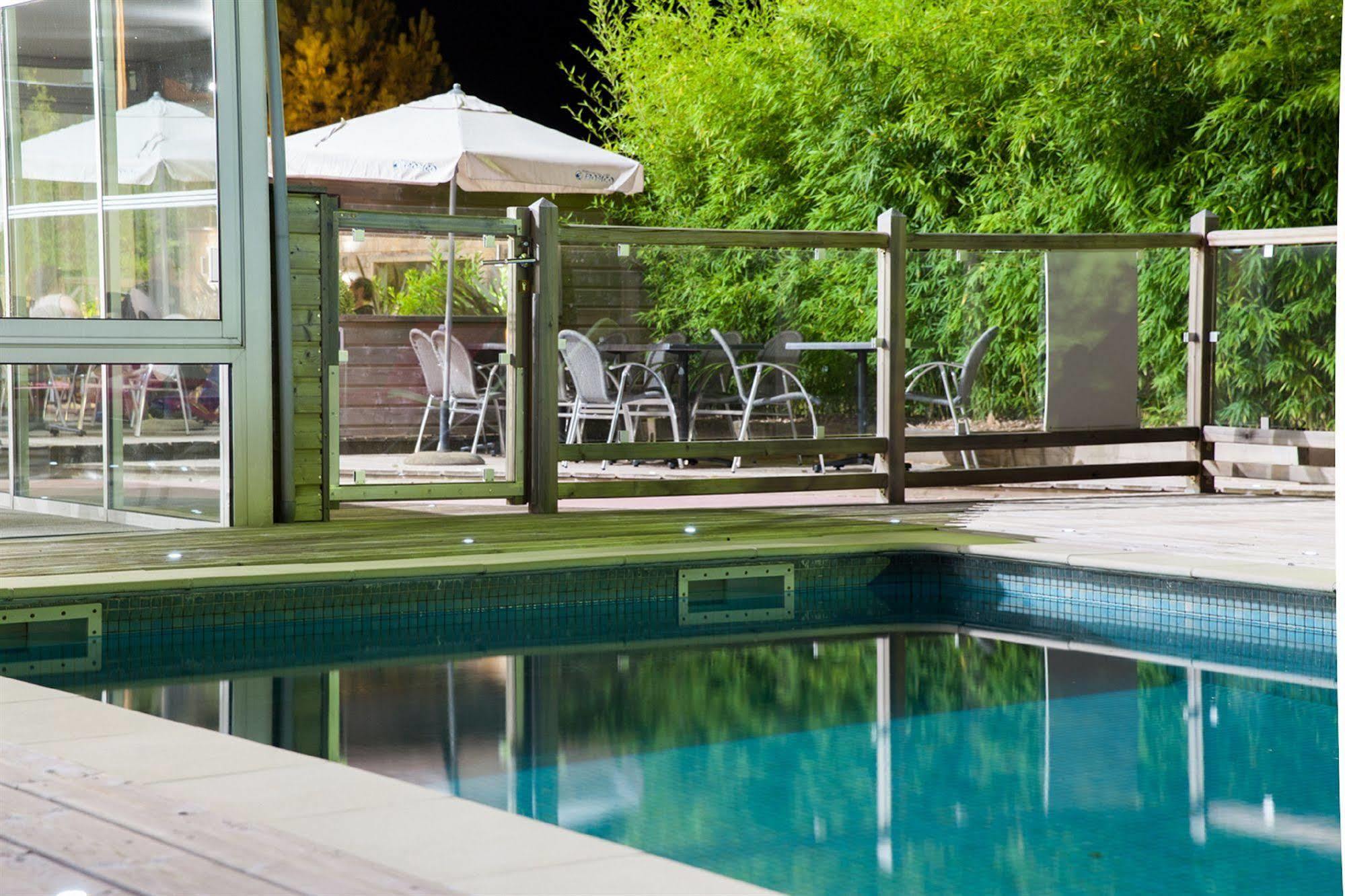 Quality Hotel Bordeaux Pessac Градинян Екстериор снимка